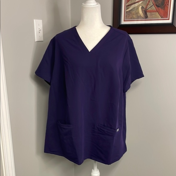 Figs Technical Collection Casma Uniform V-neck Top Purple Plum Plus 3X Scrubs - Picture 1 of 5